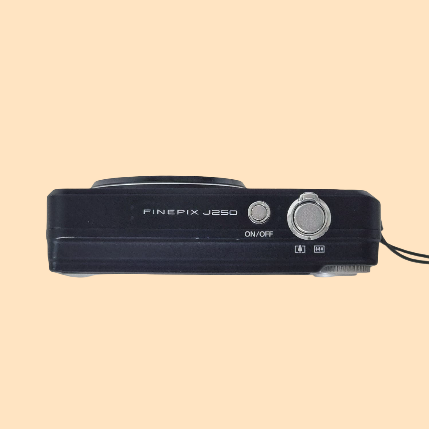 FUJIFILM  FINEPIX J25O
