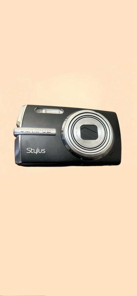 OLYMPUS stylus 1010