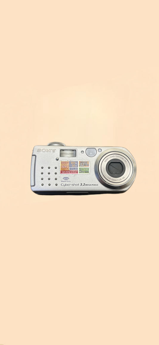 SONY cyber shot DSC-P5